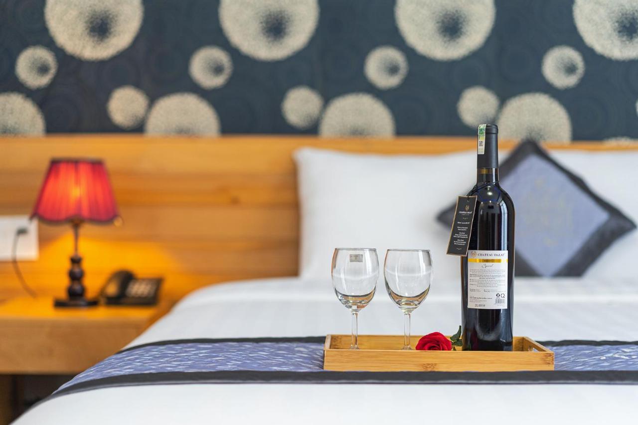 Dalat Wind Hotel Екстер'єр фото