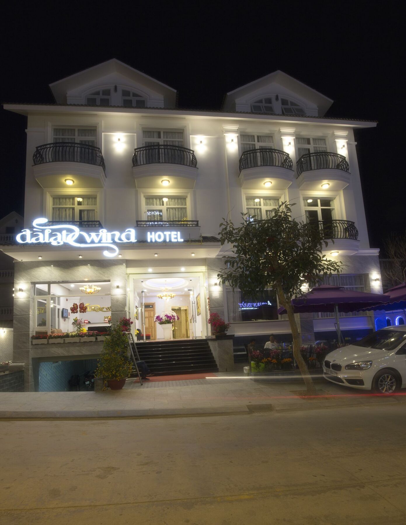 Dalat Wind Hotel Екстер'єр фото
